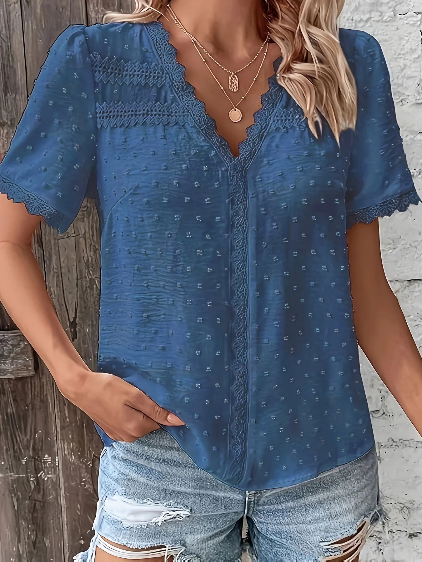 Aurélia Lace V-Neck Blouse