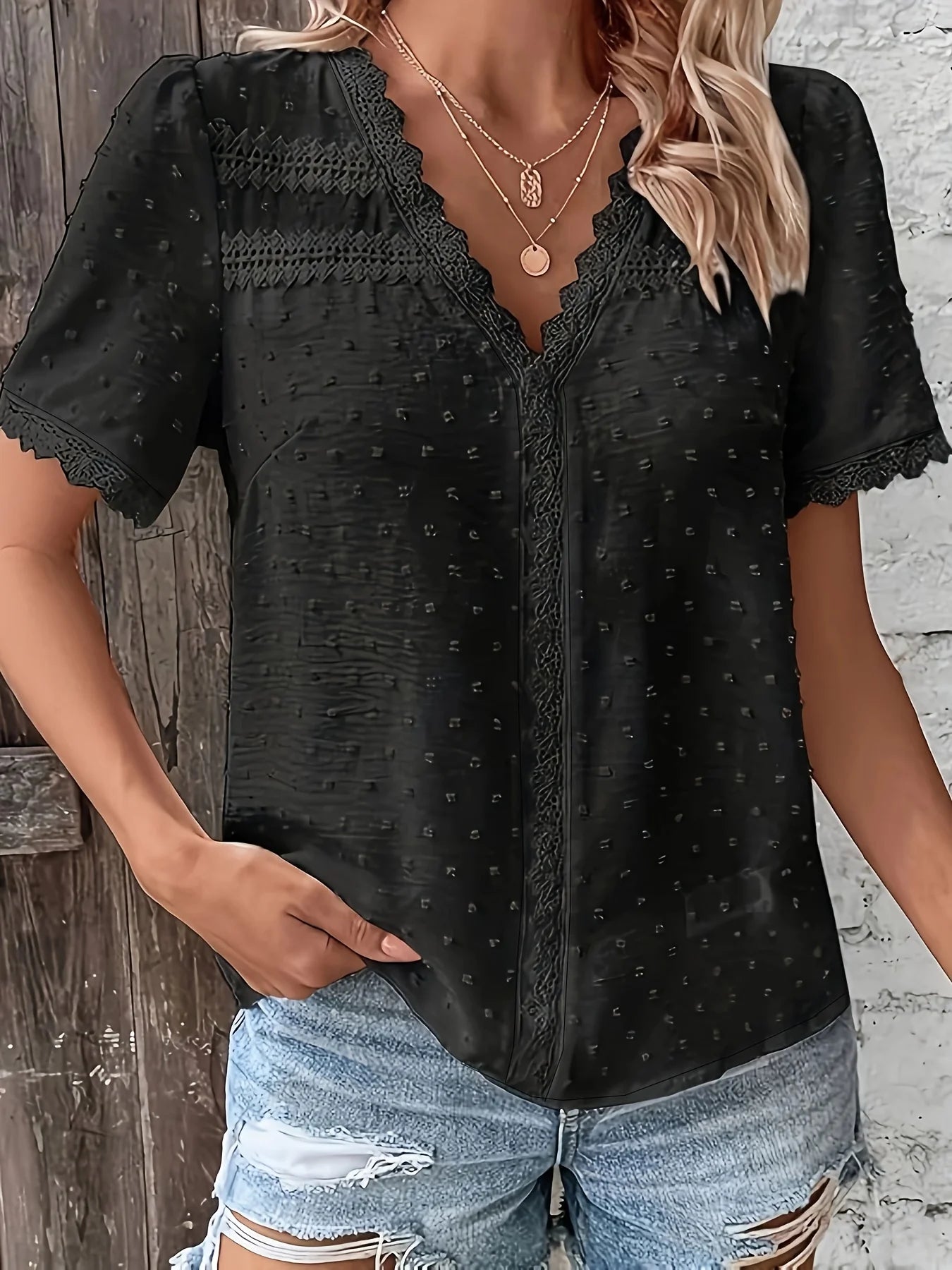 Aurélia Lace V-Neck Blouse